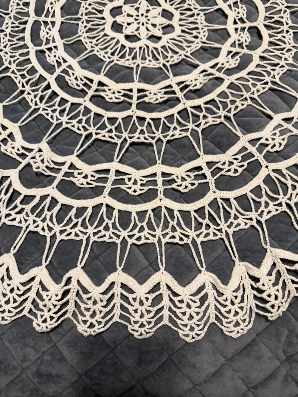 Vintage 1980s Poland Handmade White 42” Lace Crochet Tablecloth Dolly Cotton NEW